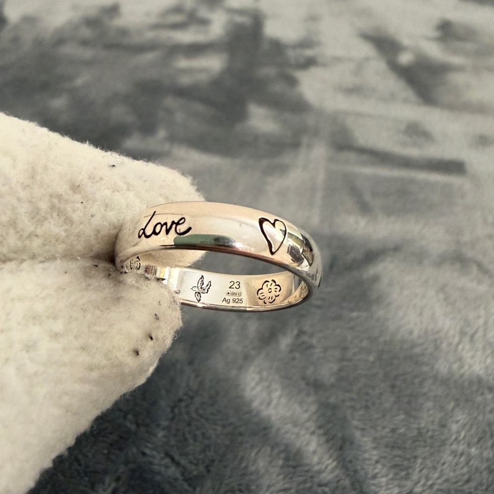 Brand New Gucci Blind for Love Sterling Silver 925 Ring Size 23 (US 10.25) - Picture 10 of 12